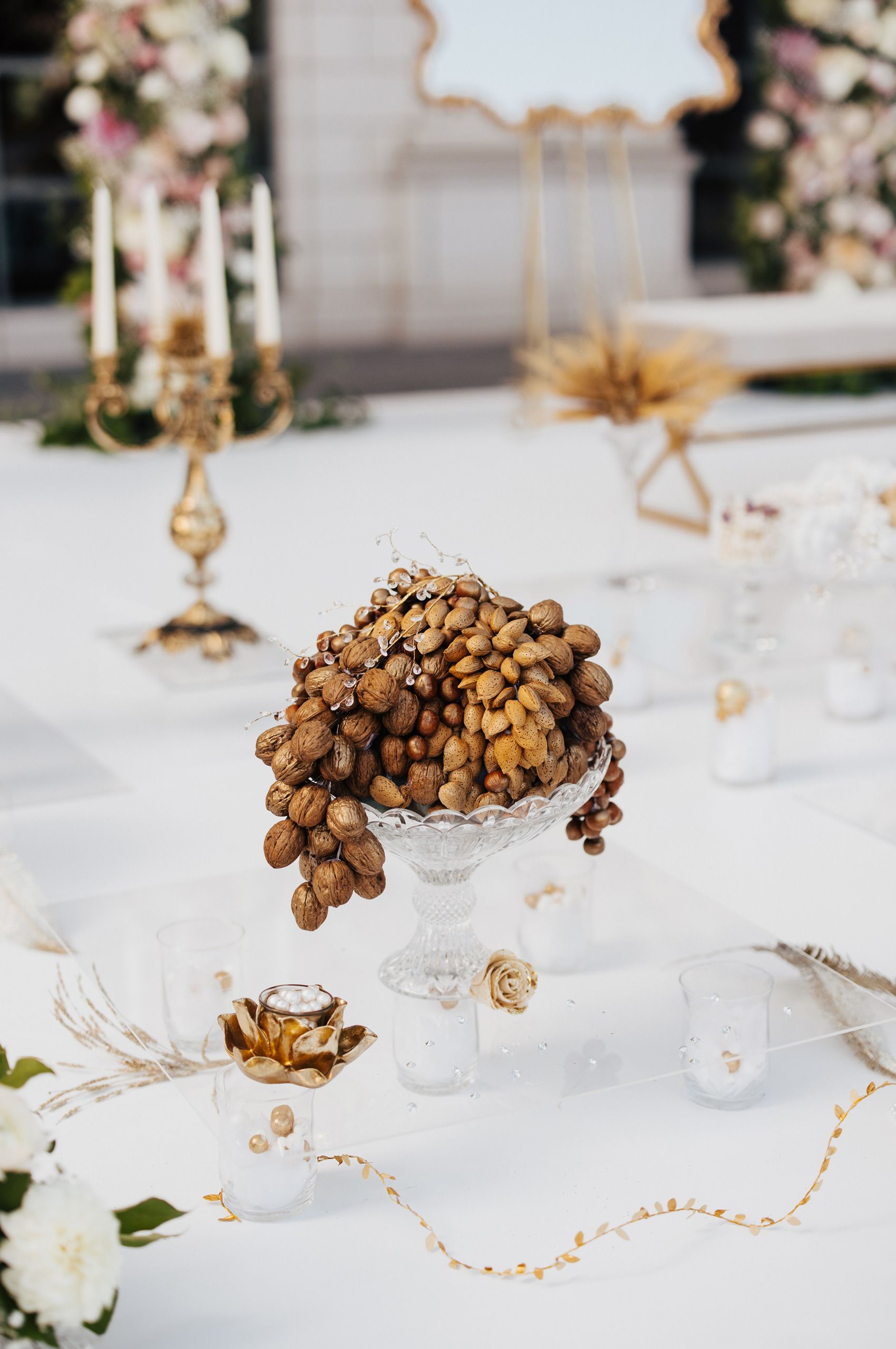 Tokhmeh Morgh - Decorated Nuts Sofreh Aghd