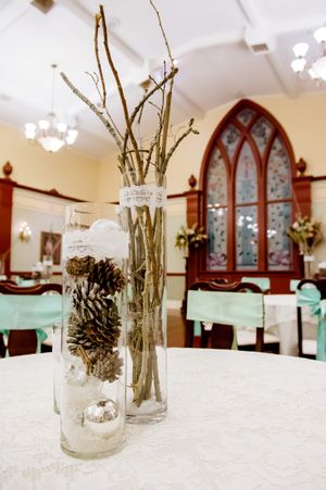 Hoopes Events | Shauna and Blake | Northampton House | American Fork Utah | Pine Cone and Crystal Centerpiece Shauna_Blake_Northampton_House_American_Fork_Utah_Pine_Cone_Crystal_Centerpiece.jpg