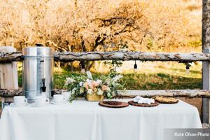 Hoopes Events | Charming Barn Wedding | Quiet Meadow Farms | Mapleton Utah | Sumptuous S'More Bar Charming_Barn_Wedding_Quiet_Meadow_Farms_Mapleton_Utah_Sumptuous_S'More_Bar.jpg