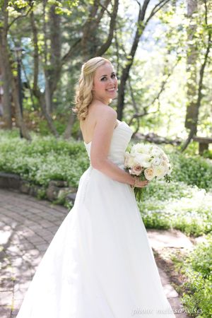 Hoopes Events | Lenora and John | Sundance Resort | Sundance Utah | Beautiful, Smiling Bride Lenora_John_Sundance_Resort_Sundance_Utah_Beautiful_Smiling_Bride.jpg