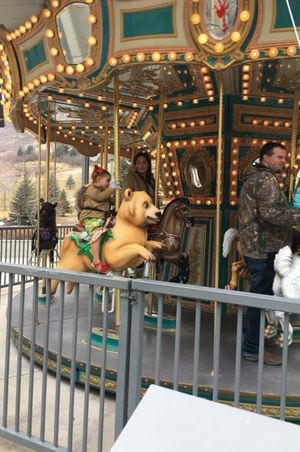 Hoopes Events | Zermatt Swiss Christmas | 2017 | Zermatt Utah Resort | Midway Utah | Carousel Fun | Riding on Bear Zermatt_Swiss_Christmas_2017_Zermatt_Utah_Midway_Utah_Resort_Carousel_Fun_Bear.jpg