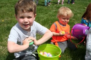 Happy Easter Egg Hunters Free Easter Egg Hunt