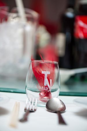 Customized Drinking Glass and Favor for Guests Details