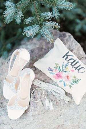 Bride Details Pre-Ceremony