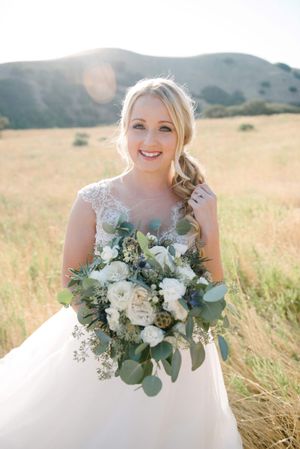 Hoopes Events | Tasha and Chip | Salt Lake City Utah | Bride in Field with a Beautiful White Rose Bouquet Tasha_Chip_Salt_Lake_City_Utah_Bride_in_Field_with_Beautiful_White_Rose_Bouquet.jpg