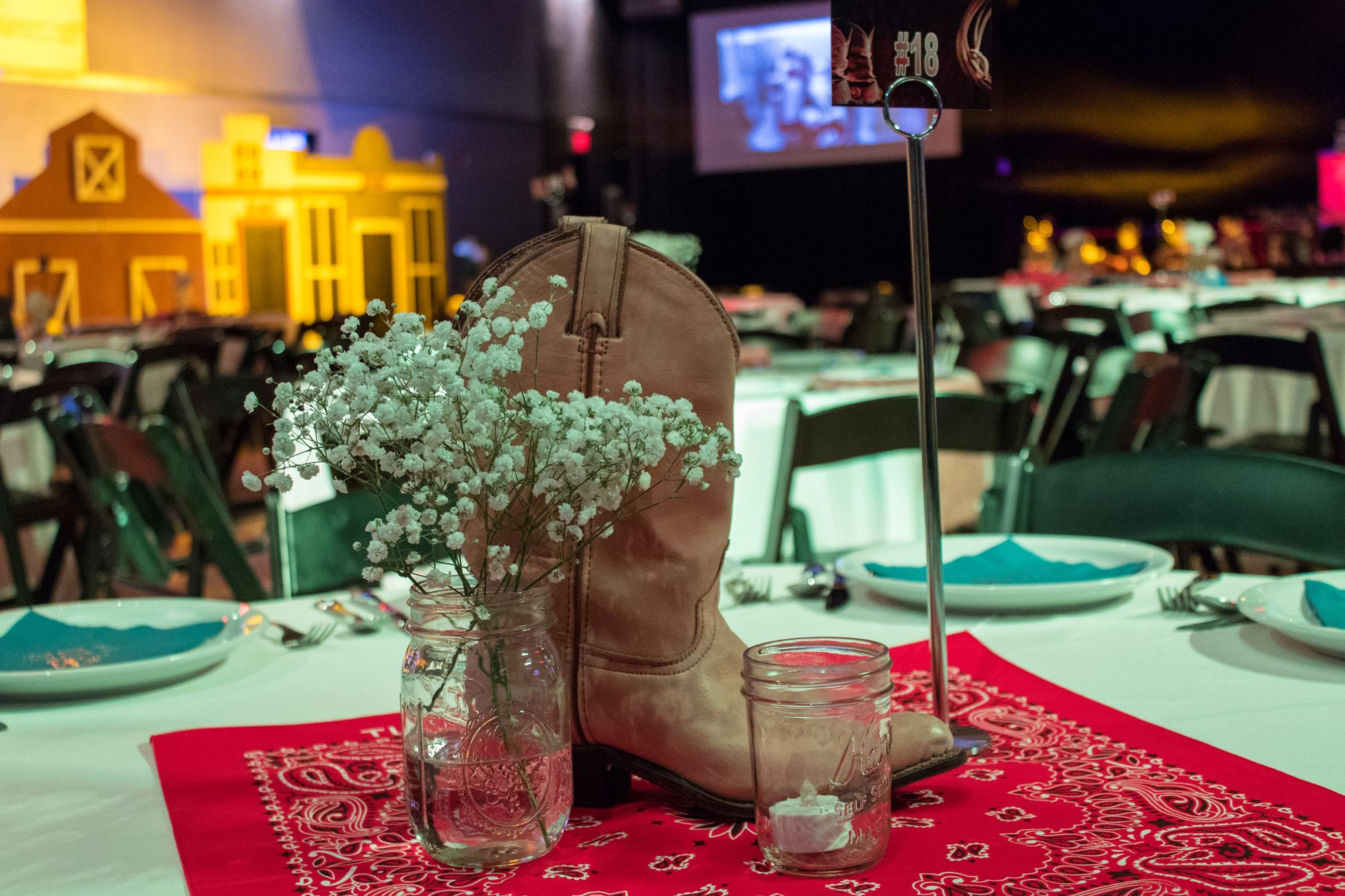 The_Local_Pages_2017_Infinity_Event_Center_Salt_Lake_City_Utah_Table_Decor_Closeup.jpg