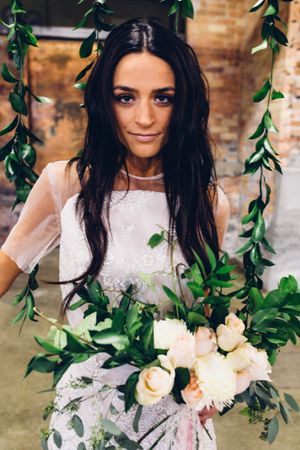 Hoopes Events | Modern Industrial Shoot | The Historic Startup Building | Provo Utah | Bride with White Flower Bouquet Modern_Industrial_Wedding_Shoot_The_Historic_Startup_Building_Provo_Utah_Bride_White_Flower_Bouquet.jpg