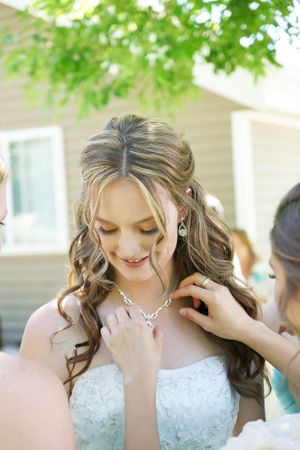Hoopes Events | Aspyn and Steven | Bear Lake Utah | Getting Bride Ready Aspyn_Steven_Bear_Lake_Utah_Getting_Bride_Ready.jpg