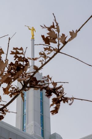 Hoopes Events | Shauna and Blake | Northampton House | American Fork Utah | Angel Moroni on Timpanogos Temple Shauna_Blake_Northampton_House_American_Fork_Utah_Tiimpanogos_Temple.jpg