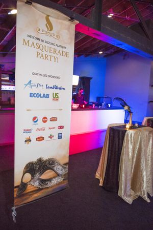 Welcome Sign Sizzling Platters 2015