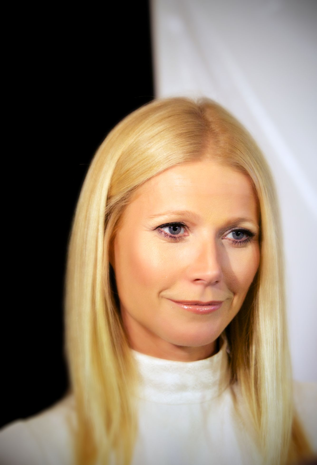 Gwyneth Paltrow Portrait Portrait by Chicago Celebrity Photographer Jeff Schear