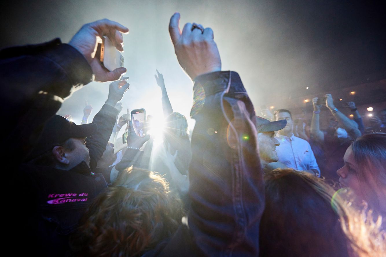 Arcade Fire By Chicago Music Photographer Jeff Schear