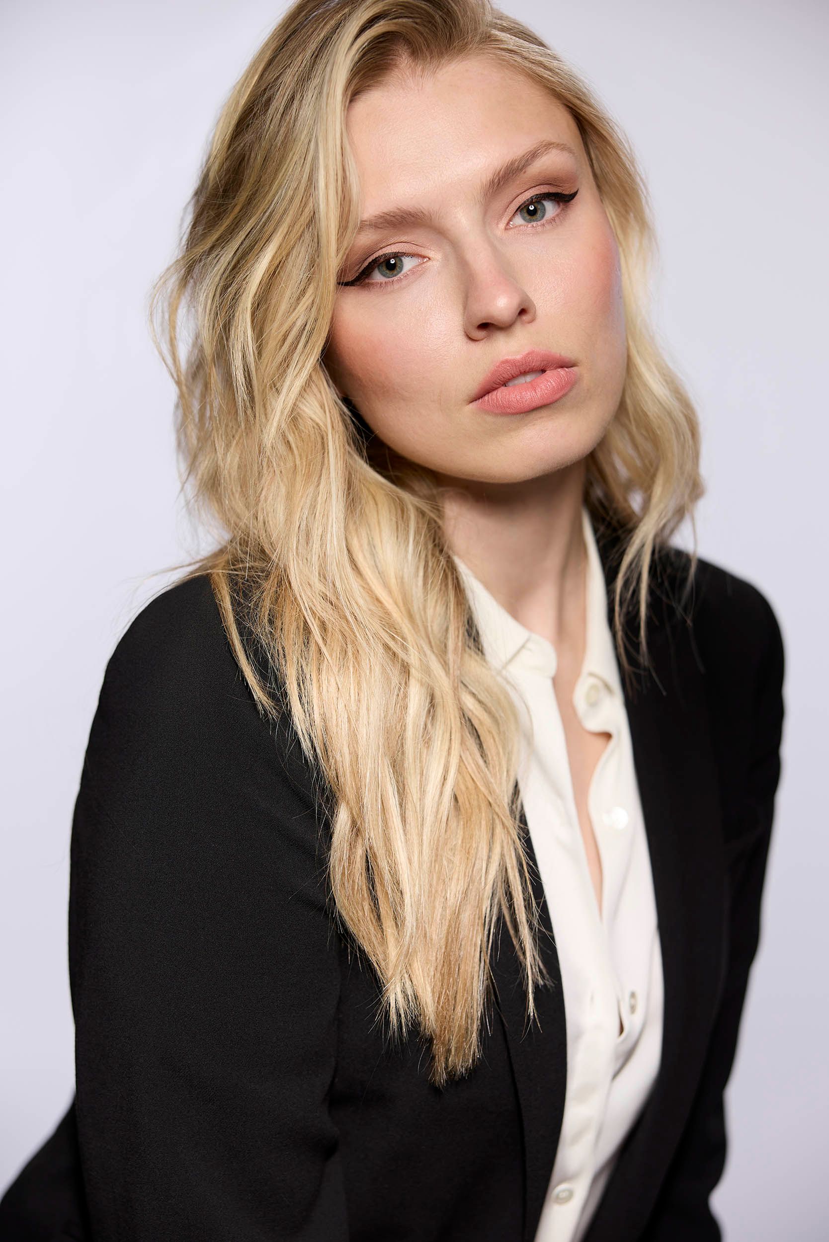 Revlon Portrait By Chicago Lifestyle Advertising Photographer Jeff Schear